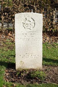 Harrogate (Stonefall) Cemetery - Oakes, William Hugh